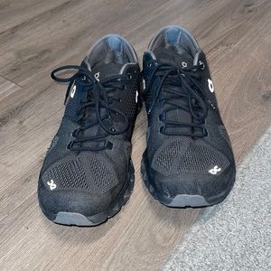 on-running Cloud X mens sneaker